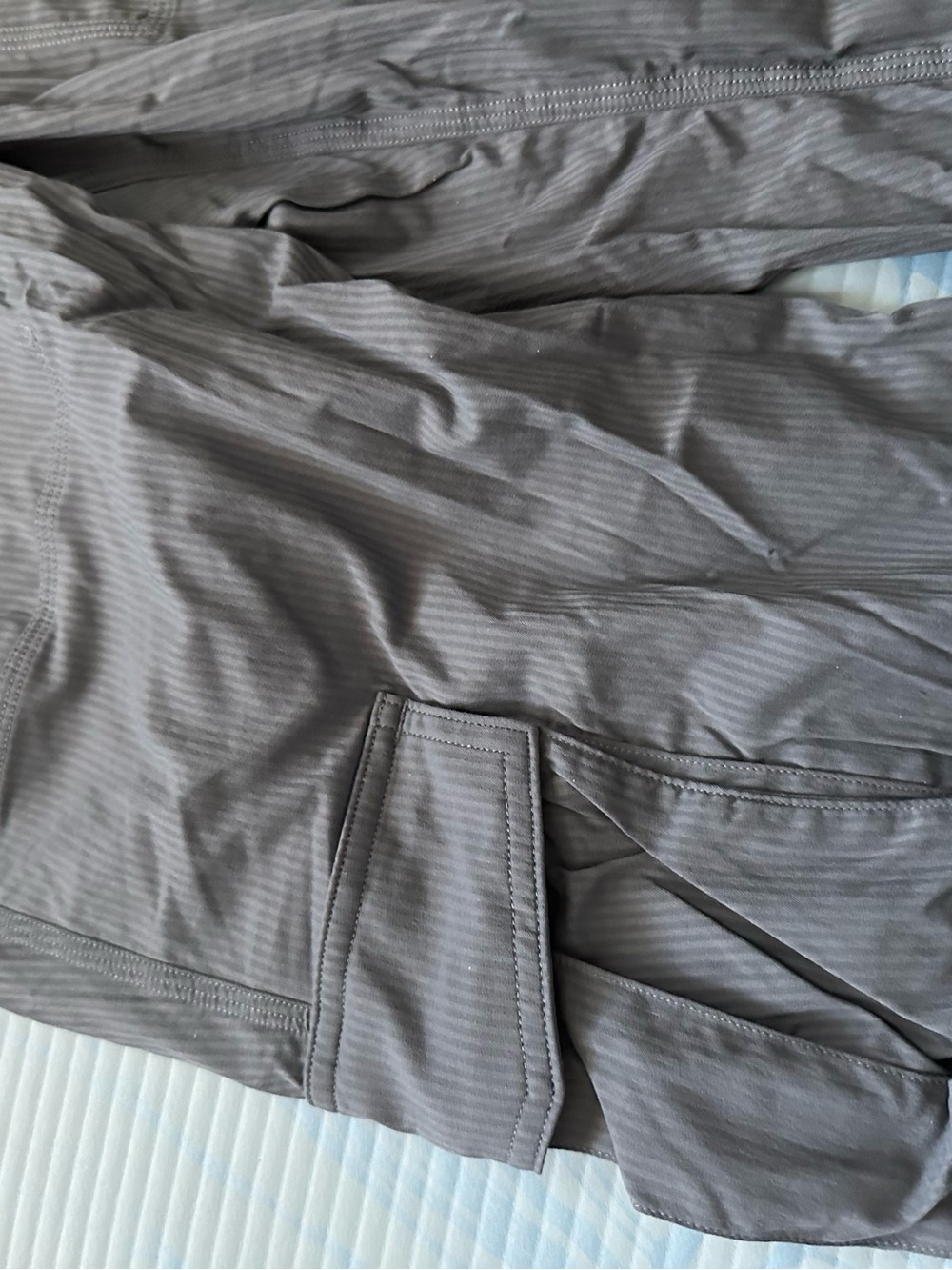 Lululemon Dance Studio Relaxed-Fit Mid-Rise Cargo Pant - Picture 4 of 5